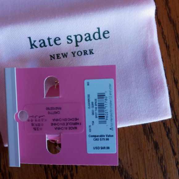 *Price Drop* New Kate Spade "Spot the Spade" Earrings - Picture 3 of 4